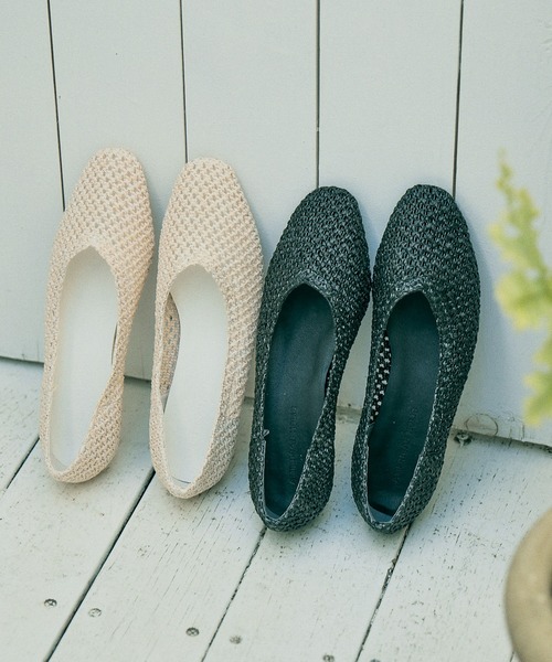 AMERICAN HOLIC(アメリカンホリック)の「雑材メッシュフラットシューズ(パンプス・レディース・アイボリー/ブラック・M/S/L)」の3枚目の写真