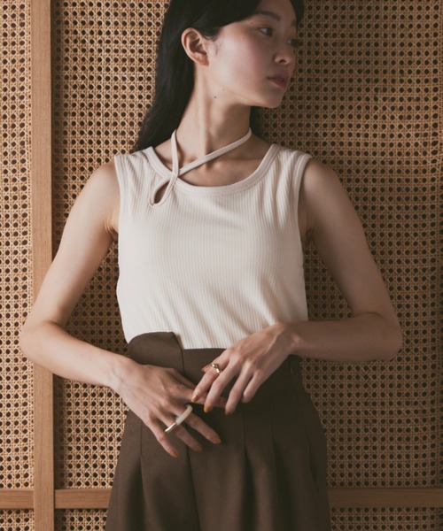 moi tytto（モイテュット）の「カップ付きデザインリブタンク（タンクトップ・レディース・ブラック/ナチュラル/ブラウン・FREE）」の12枚目の写真