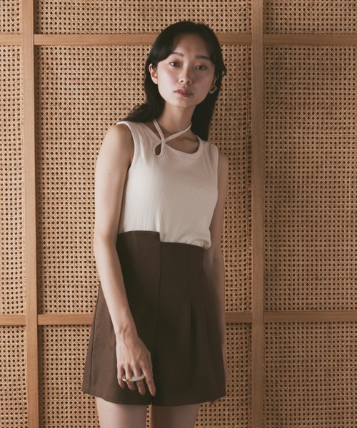 moi tytto（モイテュット）の「カップ付きデザインリブタンク（タンクトップ・レディース・ブラック/ナチュラル/ブラウン・FREE）」の15枚目の写真