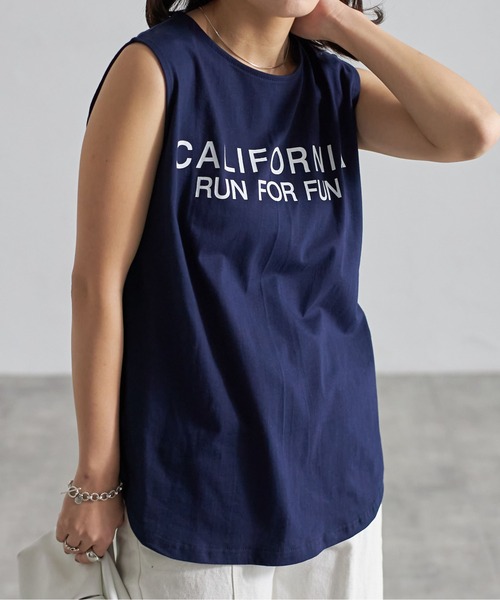 each（イーチ）の「CALIFORNIAロゴプリントタンク（タンクトップ・レディース・ブラウン/ホワイト/ブラック/グレー/ネイビー/シルバー/ホワイト×シルバー/チャコールグレー・FREE）」の7枚目の写真