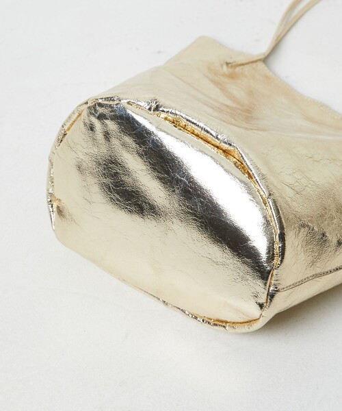 FREAK'S STORE（フリークスストア）の「【限定展開】cache cache/カシュカシュ　クラッシュメタリックバケツトート（ショルダーバッグ・レディース・ゴールド/シルバー/ブラック・ONE SIZE）」の20枚目の写真