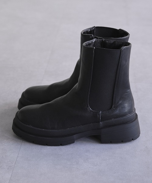 CIAOPANIC TYPY（チャオパニックティピー）の「ZIP付きサイドゴアブーツ（ブーツ・レディース・オフホワイト/ブラック・SMALL/MEDIUM/LARGE）」の7枚目の写真