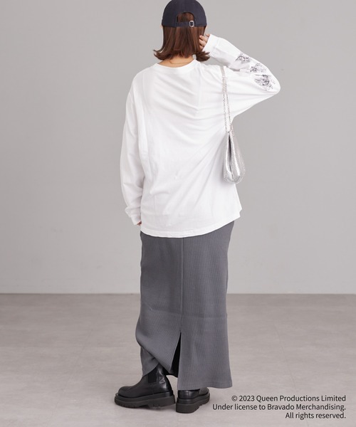 CIAOPANIC TYPY（チャオパニックティピー）の「【CIAOPANIC TYPY スペシャルアイテム】ロックバンドTEE（Tシャツ/カットソー・レディース・チャコールグレー/オフホワイト/ブラック/ホワイト・ONE SIZE）」の12枚目の写真