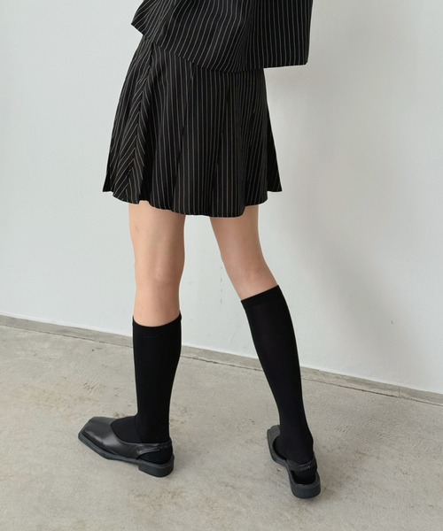 Jewelobe(ジュエローブ)の「ピンストライプジャケット×プリーツスカート セットアップ(セットアップ・レディース・ブラック/ブラウン・FREE)」の11枚目の写真
