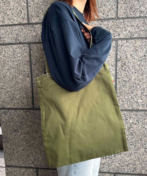 FRUIT OF THE LOOM(フルーツオブザルーム)の「FRUIT OF THE LOOM / FTL BASIC PARTITION TOTE / 80052900(トートバッグ・レディース・オフホワイト/イエロー/グリーン/カーキ/グレイッシュブルー/ネイビー/ピンク/レンガ/ブラウン/ベージュ/ブラック/グレー・ONESIZE)」の7枚目の写真