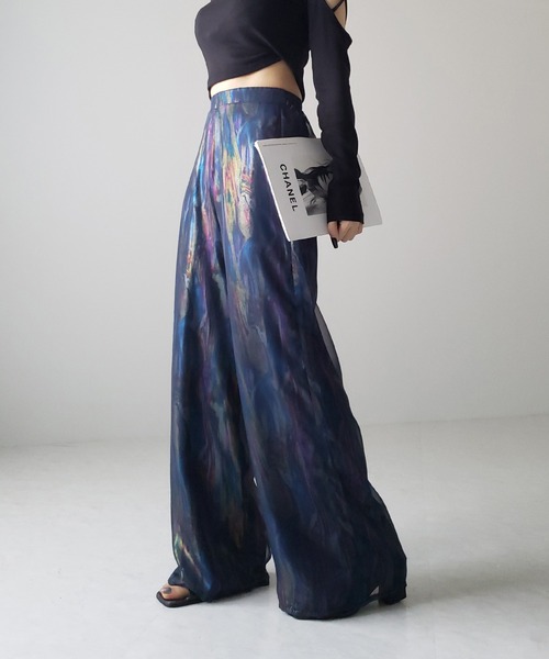 me+em select(ミームセレクト)の「【 裏地付き 】オーロラグロスオーガンジーワイドパンツ / Aurora gloss organdy wide pants(その他パンツ・レディース・アイボリー/ネイビー・MEDIUM/SMALL)」の2枚目の写真