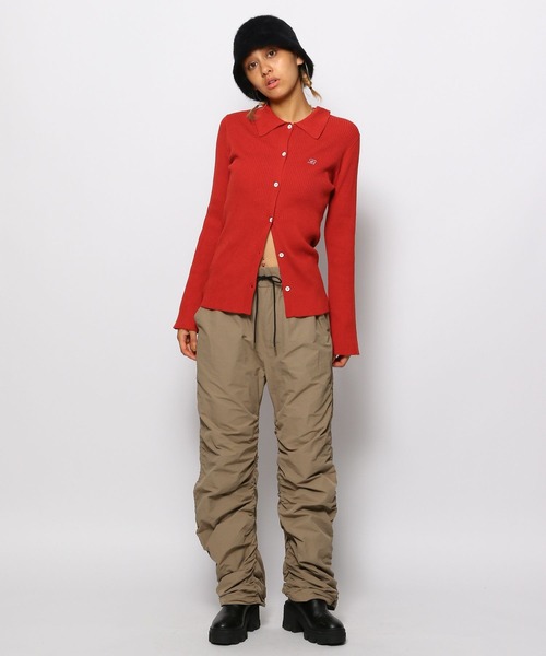 FOREVER 21(フォーエバー トゥエンティーワン)の「【2023AW】コンパクトニットカーディガン(カーディガン/ボレロ・レディース・ブルー/レッド・FREE)」の8枚目の写真