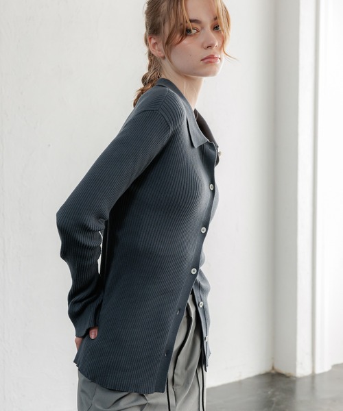 FOREVER 21(フォーエバー トゥエンティーワン)の「【2023AW】コンパクトニットカーディガン(カーディガン/ボレロ・レディース・ブルー/レッド・FREE)」の21枚目の写真