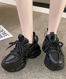 軽量 厚底 ブラックダットスニーカー culs75