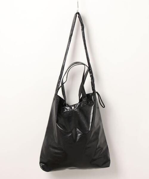 cache cache（カシュ カシュ）の「カシュカシュ cachecache / メタリックシャーリングポケッタブルトート（ショルダーバッグ・レディース・ゴールド/ブラック/シルバー・FREE）」の21枚目の写真