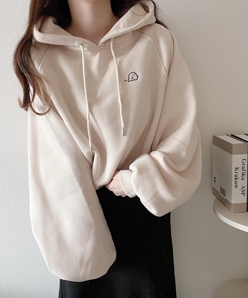 Nana(ナナ)（ナナ）の「オバケ刺繍ボリュームパーカー（パーカー・レディース・ホワイト/ベージュ・X-LARGE/SMALL/MEDIUM/LARGE）」の15枚目の写真