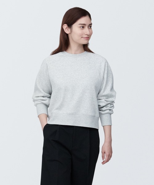 無印良品(ムジルシリョウヒン)の「婦人 スウェットシャツ(クルーネック長袖)(スウェット・レディース・ライトピンク/ライトイエロー/サックスブルー系/ブラック/ホワイト/ライトグレー・XL/M/XS/S/L)」の3枚目の写真