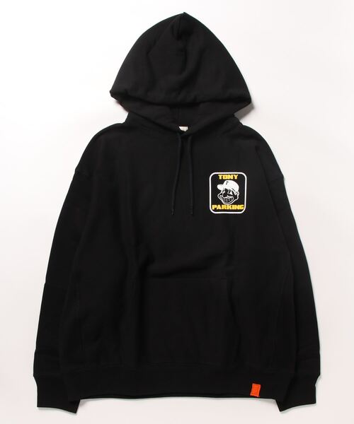 TonyTaizsun(トニータイズサン)の「【TonyTaizsun/トニータイズサン】TONY PARKING HOODIE プルオーバー パーカー フーディー バックプリント(パーカー・メンズ・ブラック/グレー・MEDIUM/LARGE/X-LARGE)」の1枚目の写真