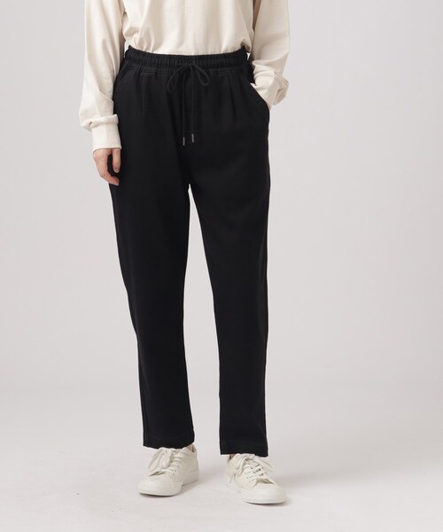 SHOO・LA・RUE（シューラルー）の「【SS-3L/洗える/美脚シルエット】ボトム選びが難しい方の救世主 デニムイージーテーパードパンツ（デニムパンツ・レディース・ホワイト/ネイビー/ブルー/ブラック・01/10/05/04/03/02）」の21枚目の写真