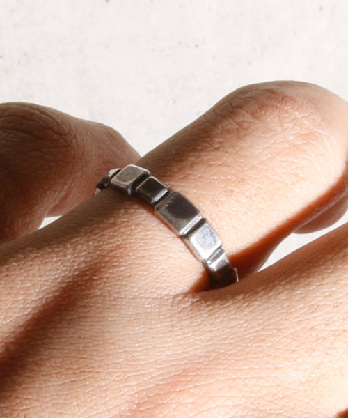 THEFT（セフト）の「THEFT セフト / BLOCK RING スクエアカットリング 指輪 / TR-029（リング・メンズ・シルバー・11号/13号/15号/9号/17号/14号）」の6枚目の写真