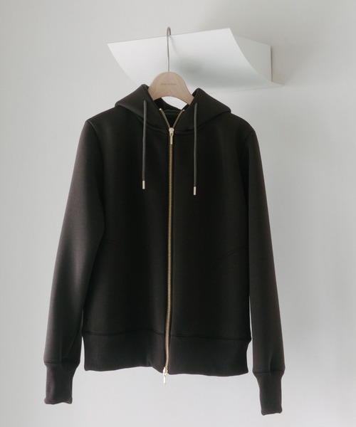 Doux archives（ドゥアルシーヴ）の「ダンボールジップパーカー（パーカー・レディース・ベージュ/ネイビー/オフホワイト/チャコールグレー・FREE）」の5枚目の写真