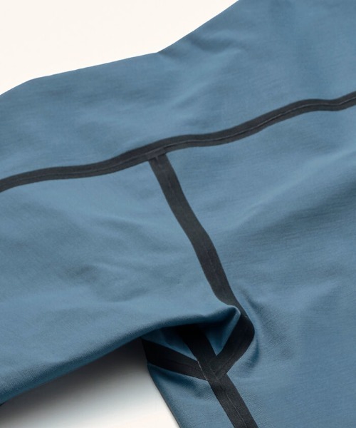 DESCENTE ALLTERRAIN(デサント オルテライン)の「【ALLTERRAIN】シームレス Tシャツ(Tシャツ/カットソー・メンズ・グリーン系その他/ブラック/ホワイト・M/L/S/XL)」の6枚目の写真