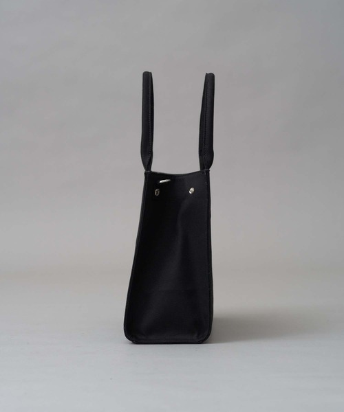 one after another NICE CLAUP（ワンアフターアナザーナイスクラップ）の「ロゴ刺繍キャンバストートバッグ（大）A4サイズ収納可（トートバッグ・レディース・ブラック/アイボリー/ブルーグレー・FREE）」の15枚目の写真