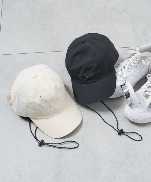 WEGO（ウィゴー）の「WEGO/コード付刺繍キャップ（キャップ・レディース・オフホワイト/ブラック・FREE）」の3枚目の写真