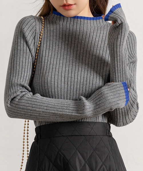 DAY CLOSET（デイ クローゼット）の「レディース サムホール付き配色デザインハイネックリブニットトップス（ニット/セーター・レディース・ブラック×ホワイト/ブラック/アイボリー/グレー・FREE）」の4枚目の写真