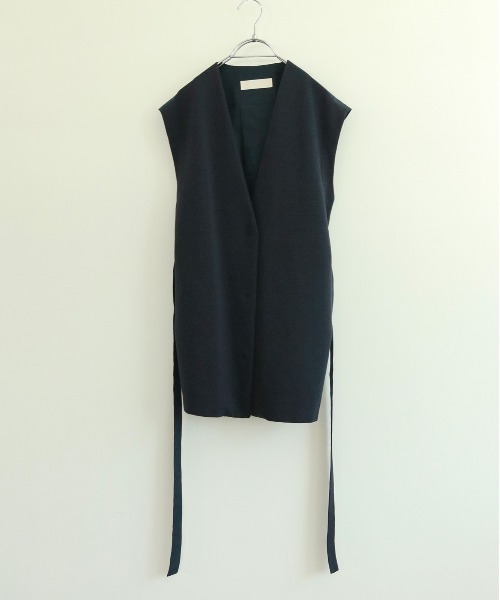 Marilyn Moon（マリリンムーン）の「コットンアセテートニットベスト（ベスト・レディース・アイボリー/ブラック/ブルー・FREE）」の3枚目の写真