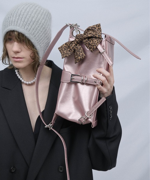 Le reve' Boucle patent small bag / パテントレザーライク