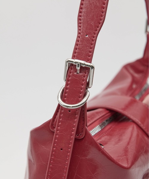 Carmelo（カーメロ）の「'Le reve' Boucle patent small bag / パテントレザーライク スモールショルダーバッグ（ショルダーバッグ・レディース・ホワイト/ブラック/レッド/シルバー/ピンク・FREE）」の7枚目の写真