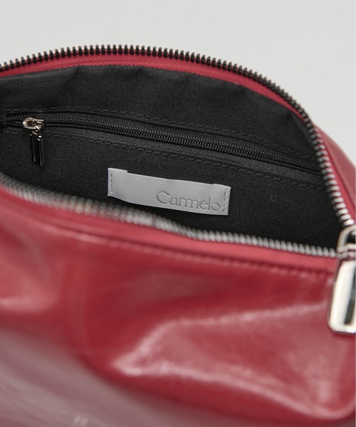 Carmelo（カーメロ）の「'Le reve' Boucle patent small bag / パテントレザーライク スモールショルダーバッグ（ショルダーバッグ・レディース・ホワイト/ブラック/レッド/シルバー/ピンク・FREE）」の11枚目の写真