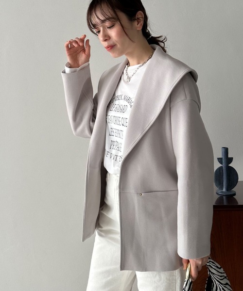 Doux archives（ドゥアルシーヴ）の「ショールカラーミディコート