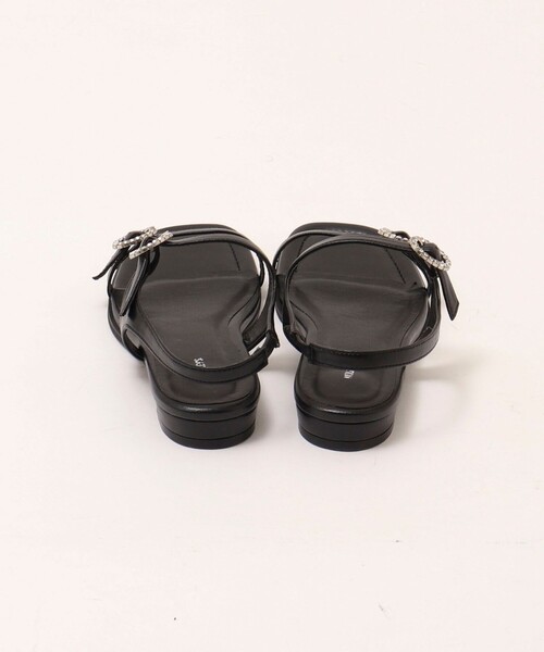 NOLLEY’S（ノーリーズ）の「キラバックルストライプサンダル（サンダル・レディース・ブラック・24.5/24/23.5/23/22.5）」の2枚目の写真