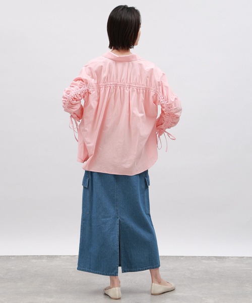 LAKOLE（ラコレ）の「袖シャーリングシャツ / 106407（シャツ/ブラウス