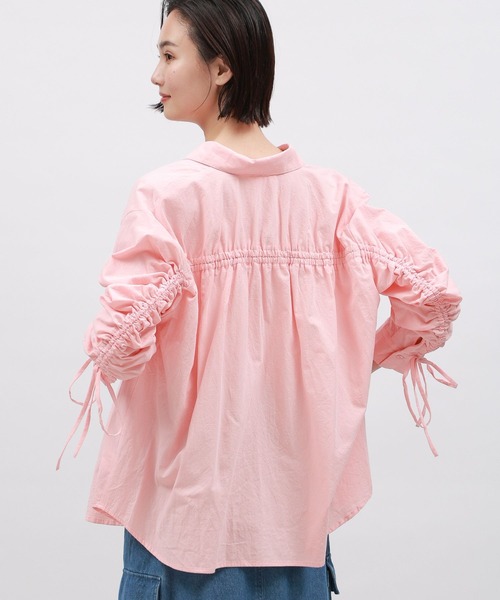 LAKOLE（ラコレ）の「袖シャーリングシャツ / 106407（シャツ/ブラウス