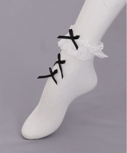 axes femme POETIQUE（アクシーズファムポエティック）の「レース編みクルー丈ソックス（ソックス/靴下・レディース・ホワイト/ブラック・FREE）」の4枚目の写真