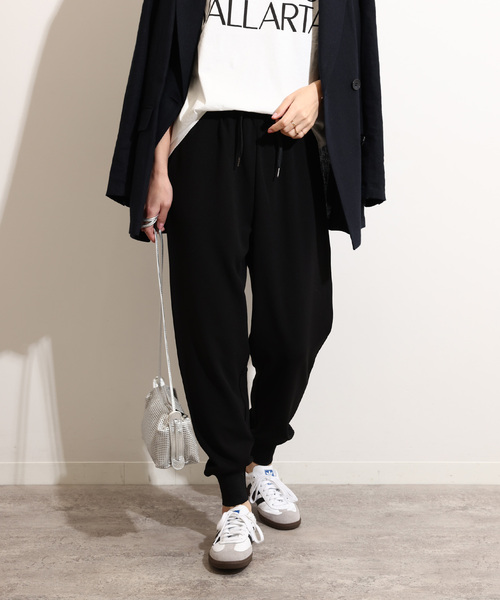 JOURNAL STANDARD relume（ジャーナルスタンダード　レリューム）の「《WEB限定追加》ジャージージョーゼットジョガーパンツ（その他パンツ・レディース・グレー/ブラック・FREE）」の2枚目の写真