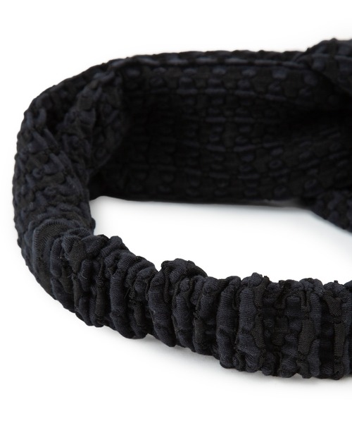 SALON adam et rope'（サロン アダム エ ロペ）の「KINANジャガードヘアバンド（ヘアバンド・レディース・ブラック/ホワイト/ピンク・FREE）」の11枚目の写真