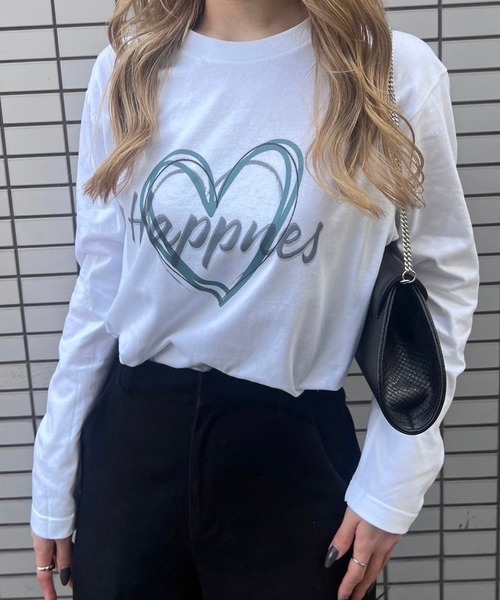 cuorequal（クオレコール）の「ハートペイントロンT（Tシャツ/カットソー・レディース・ホワイト・M/L）」の4枚目の写真