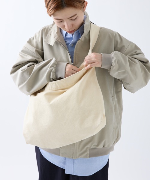 meltum(メルタム)の「CANVAS SHOULDER BAG(メッセンジャーバッグ・メンズ・ブラック/オリーブ/カーキ/ナチュラル/ブラウン・FREE)」の13枚目の写真