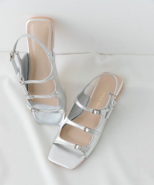 RODE SKO（ロデスコ）の「ベルトフラットサンダル（サンダル・レディース・シルバー/ブラック・36/37/38）」の21枚目の写真