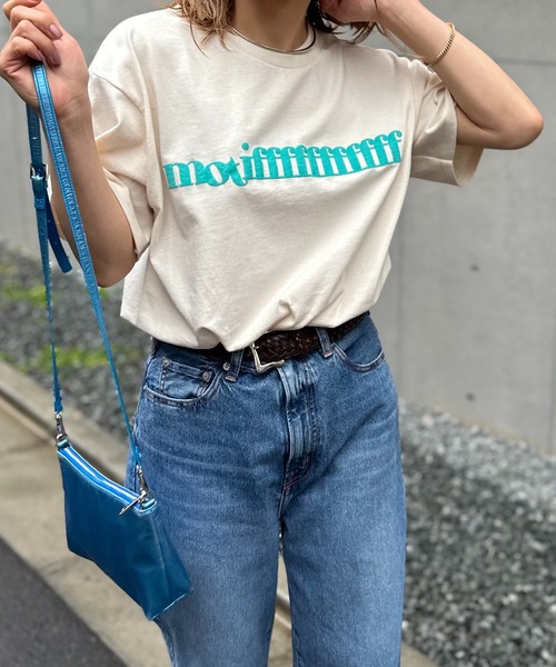 mi via loca(ミヴィアロカ)の「GILDAN 発泡モチーフロゴ半袖Tシャツ 【PT NO. MVL040 ※2A】(Tシャツ/カットソー・レディース・オフホワイト/オートミール/ナチュラル/ホワイト系その他/ライトアッシュグレー・MEDIUM/LARGE)」の12枚目の写真