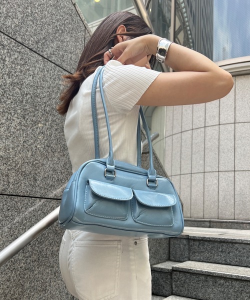 Naege(ナエジ)の「ダブルポケットボストンBAG(ショルダーバッグ・レディース・アイボリー/ブラック/ライトブルー/ブラウン・FREE)」の17枚目の写真