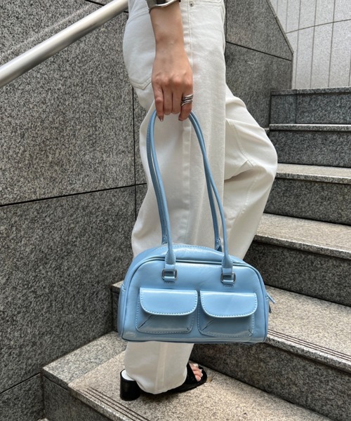 Naege(ナエジ)の「ダブルポケットボストンBAG(ショルダーバッグ・レディース・アイボリー/ブラック/ライトブルー/ブラウン・FREE)」の19枚目の写真