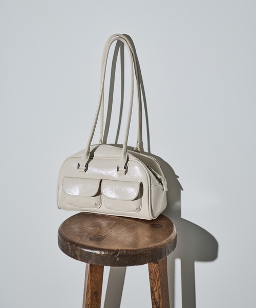 Naege(ナエジ)の「ダブルポケットボストンBAG(ショルダーバッグ・レディース・アイボリー/ブラック/ライトブルー/ブラウン・FREE)」の21枚目の写真