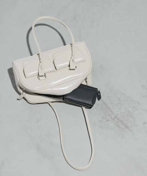 Naege(ナエジ)の「ダブルポケットボストンBAG(ショルダーバッグ・レディース・アイボリー/ブラック/ライトブルー/ブラウン・FREE)」の20枚目の写真