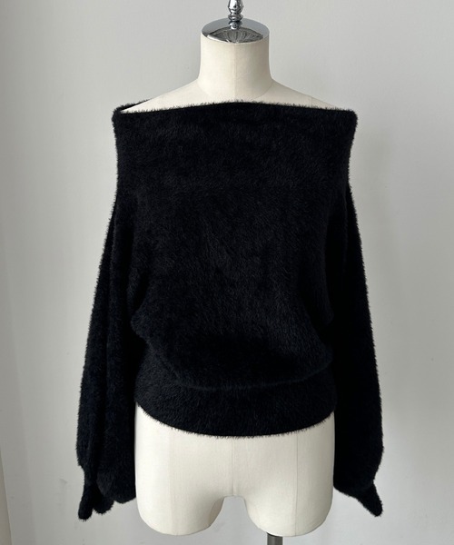 Louere(ルエレ)の「オフショルシャギーニット(ニット/セーター・レディース・アイボリー/ブラック/ピンクベージュ/チャコール/ブラウン・LARGE/MEDIUM)」の16枚目の写真