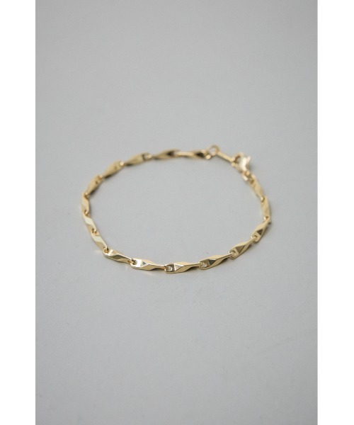 AZUL by moussy（アズールバイマウジー）の「アンギュラーチェーンブレスレット（ブレスレット・メンズ・シルバー/ゴールド・FREE）」の5枚目の写真