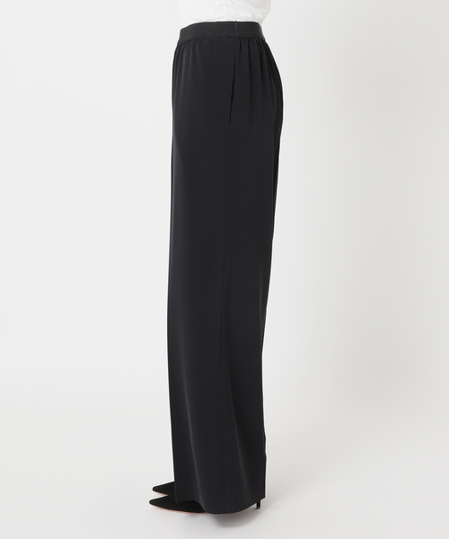 AP STUDIO（エーピーストゥディオ）の「リラクシングパンツ（スラックス・レディース・ネイビー・34/36/38）」の16枚目の写真