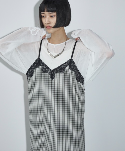 THE YOn(ザヨン)の「ハート刺繍ルーズフィットシアープルーオーバー(Tシャツ/カットソー・レディース・オフホワイト/ブラック/ボルドー・FREE)」の20枚目の写真