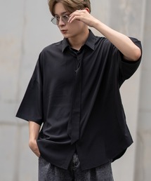 ポリストレッチ ネクタイ付き 半袖シャツ