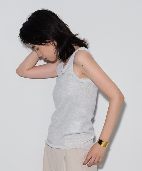 GALLEST（ギャレスト）の「ラメリブタンクトップ（タンクトップ・レディース・グレー/オフホワイト/ブラック・38）」の9枚目の写真