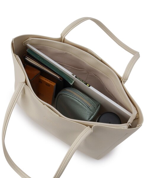 ITS'DEMO（イッツデモ）の「◆【通勤／全7色】仕切りポケットA4トート（トートバッグ・レディース・ピンク系/ベージュ/イエロー/ダークグリーン/ブラック/アイボリー/ブルー・00）」の19枚目の写真